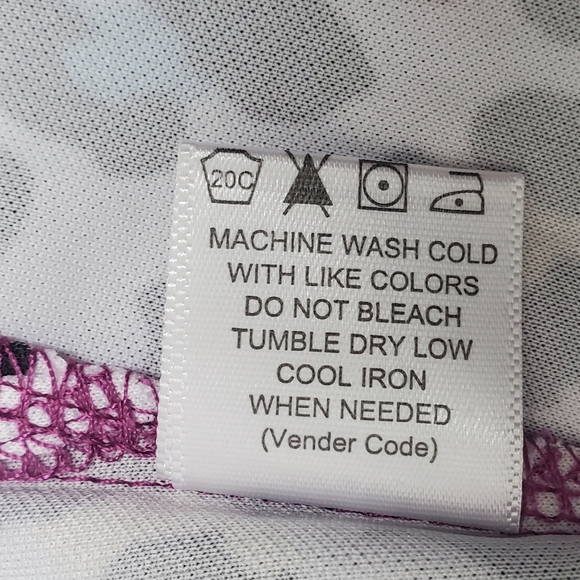 Monterey Club Women's Pro Leopard Print Block 3/4 Sleeve Zip Top. XL - Picture 11 of 12